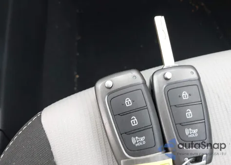 2020 Hyundai Venue Sel z USA, uszkodzony, nr VIN KMHRC8A31LU058939